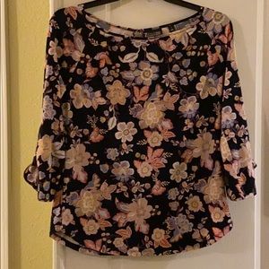 Beautiful boat neck 3/4 th bell sleeve tops